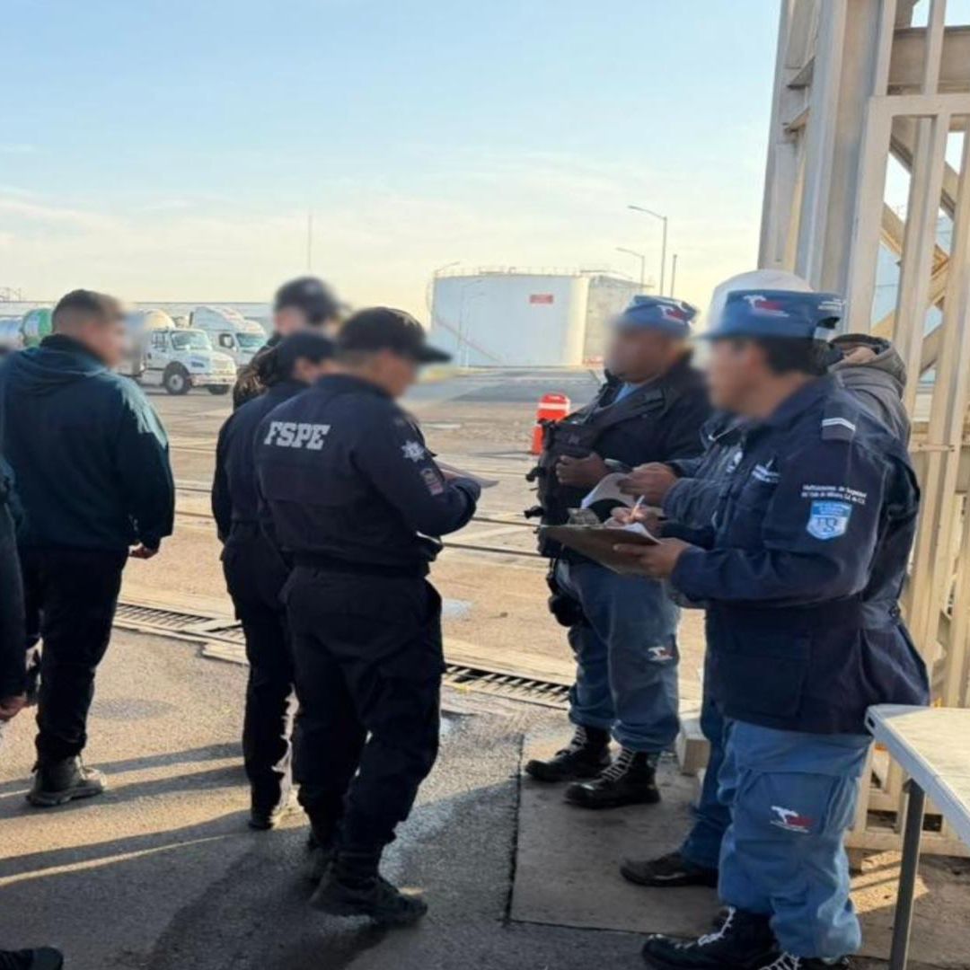 Elementos de varias corporaciones de Seguridad llegaron al lugar.